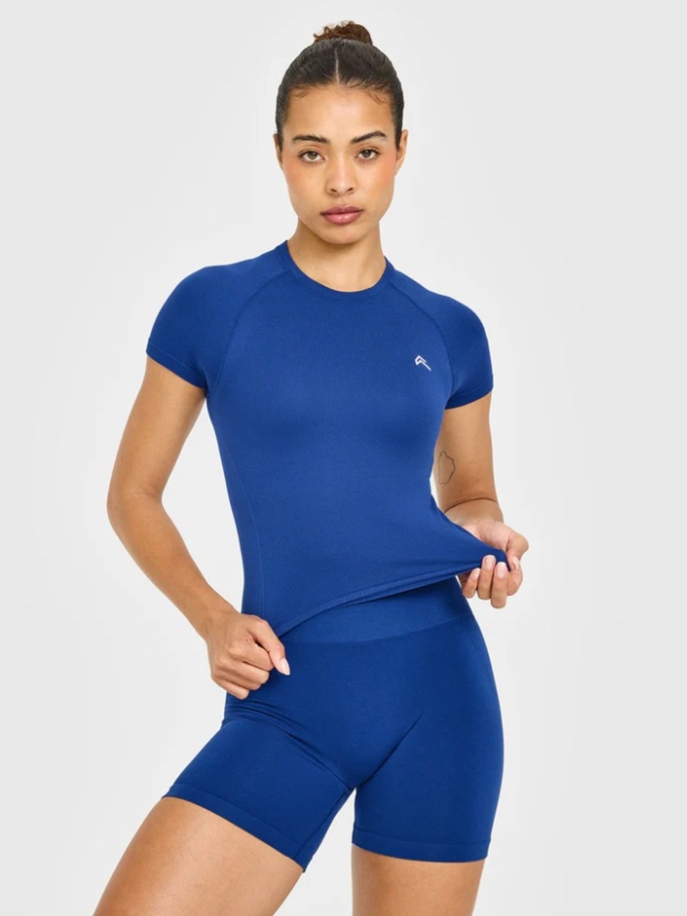 Oner Active Go To Seamless Fitted Mid Top